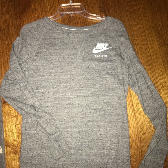 NIKE women’s longsleave /pullover - Picture 1 of 3